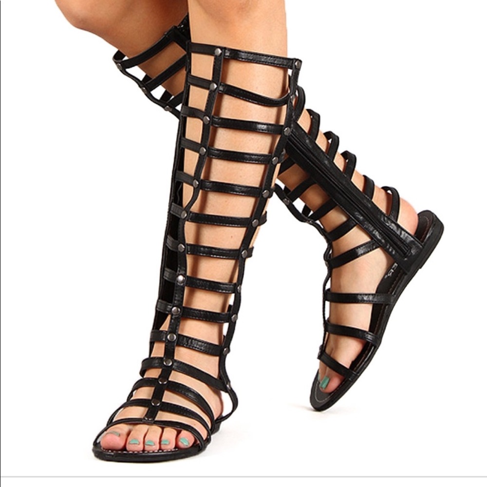 Stuart Weitzmam gladiator sandal.